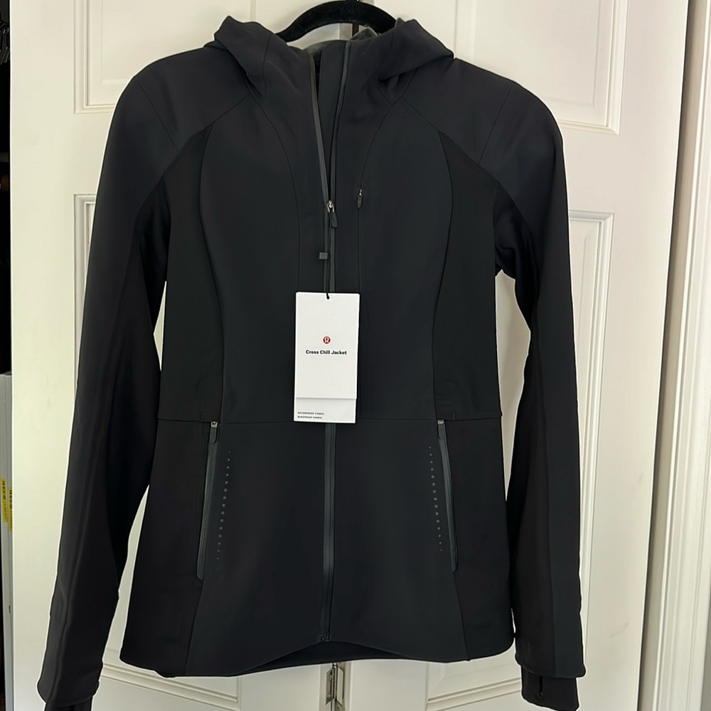Lululemon cross chill jacket